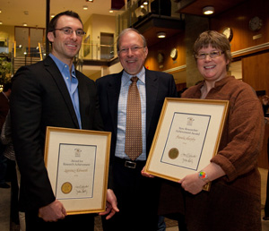 (l to r): Professor Laurence Ashworth, Dean David Saunders and Professor Pamela Murphy at the QSB 2009 Research Excellence Awards Ceremony